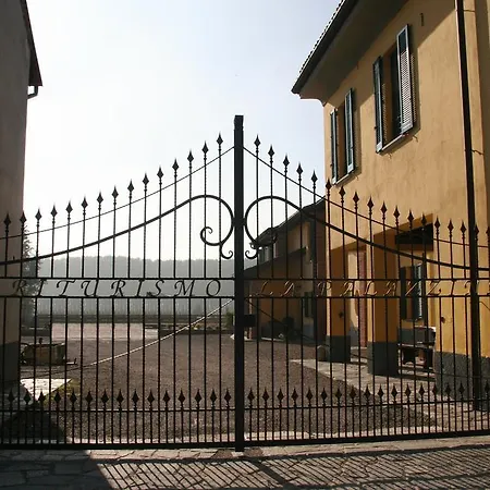 Cascina La Palazzina 3*